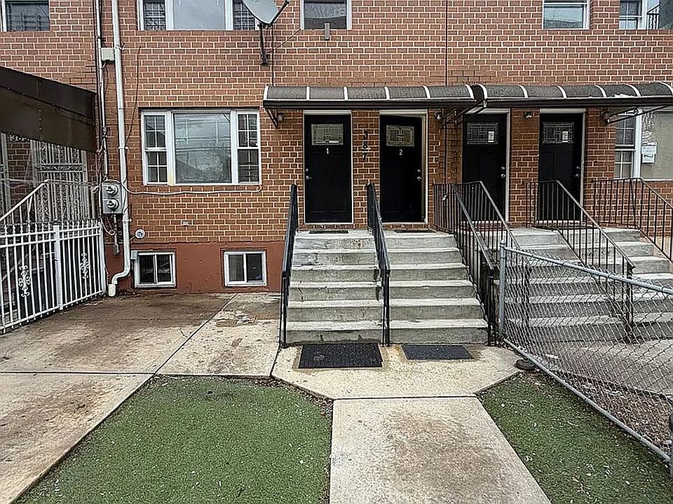 1st image of 387 Jerome St Floor 1