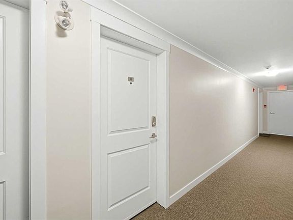 4th image of 316 E 22nd Ave SW #18