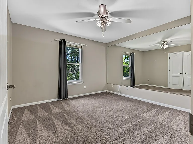 6326 Glasgow Dr — Photo 37