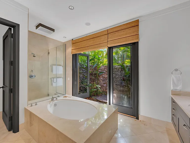 33 Coconut Grove Ln — Photo 16