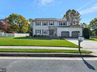 61 E Mill Station Dr, Newark, DE 19711