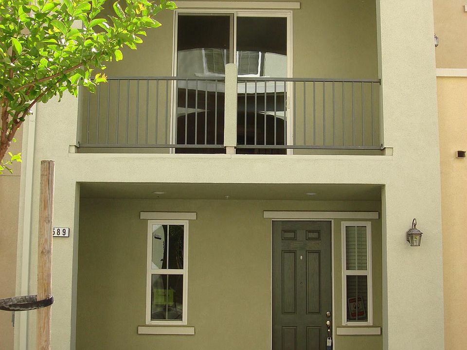 1st image of 2589 Heron Ct