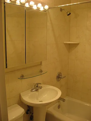 Rented by CNYC Apartments | media 35