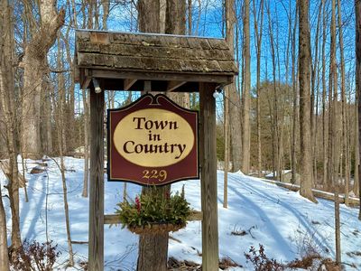 229 Bacon Pond Rd APT 352, Woodbury, CT, 06798