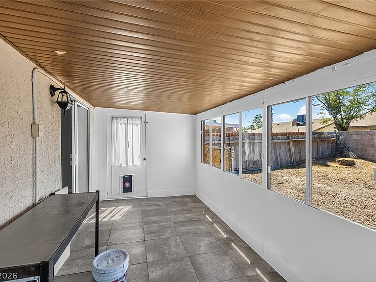 6417 Placer Dr — Photo 17