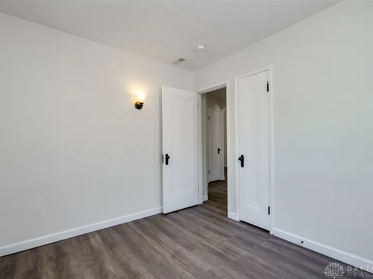 531 Hadley Ave #4 — Photo 15