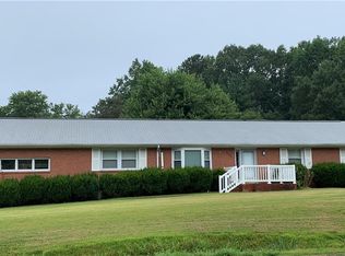 9360 Fallow Dr, Chesterfield, VA 23832