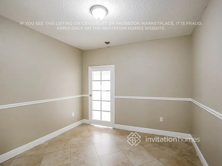 9081 NW 148th St — Photo 12