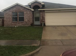 810 Langford Dr, Arlington, TX 76018