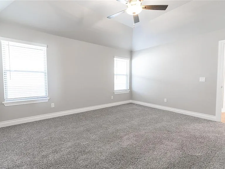 16140 Verbena Cir — Photo 7