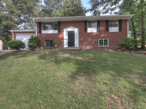 1387 Willow Dr, Riverdale, GA 30296