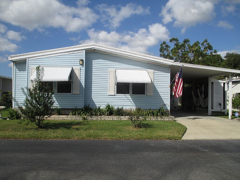 1st image of 922 Royal View Cir
