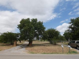 701 NW Oak Ave, Cache, OK 73527