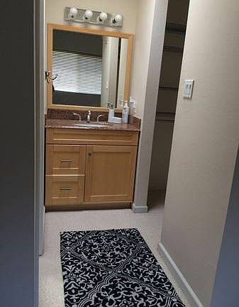 4th image of 3433 Benton St