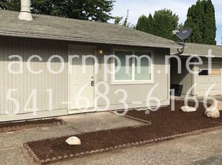 18637 SE Division St, Gresham, OR 97030