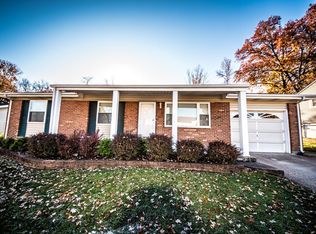 1408 Belleau Lake Dr, O'Fallon, MO