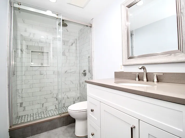 2624 Herkimer St #2 — Photo 5