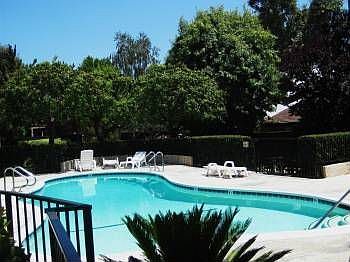 5th image of 209 E Del Mar Blvd