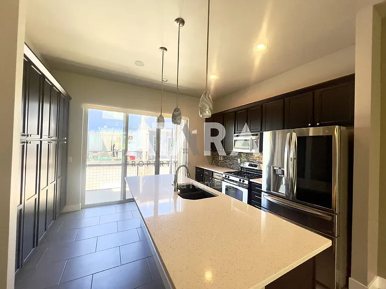 7533 S Vinci Pl — Photo 10