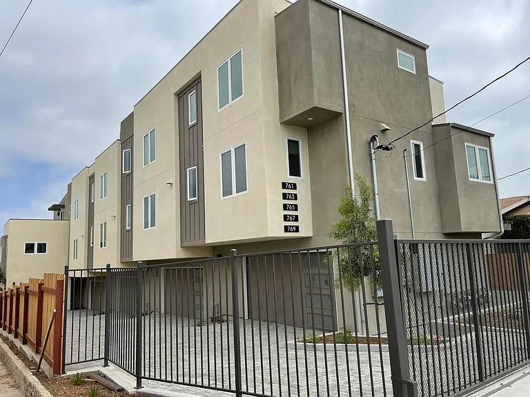 761 Cerro Gordo Ave — Photo 19