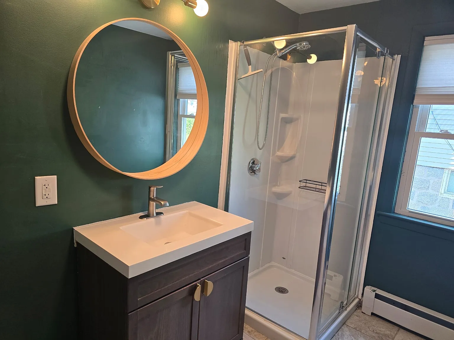 2 bed, 905 sqft, $3,000 — Photo 3