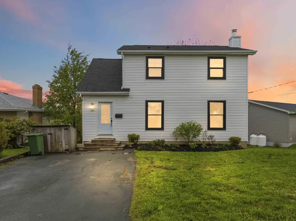 107 Astral Dr, Halifax, NS B2V 1B6