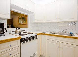 31 Inman St #1S, Cambridge, MA 02139