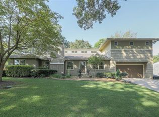 6100 Reinhardt Dr, Fairway, KS 66205