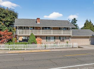 840 S 1st St, Cottage Grove, OR 97424