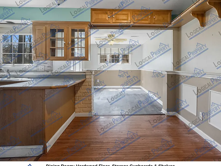 429 Royal Ave — Photo 4