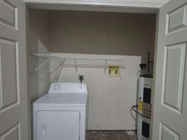 825 Decoy Ct — Photo 19