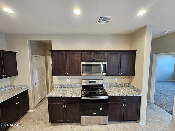 5th image of 24434 W PUEBLO Avenue