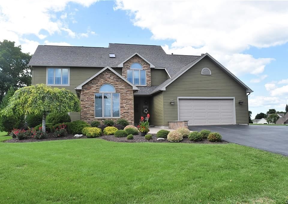 1st image of 5093 Paddlewheel Ln