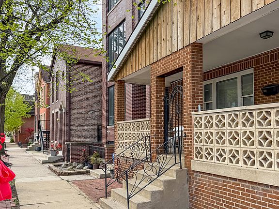 2nd image of 702 S May St