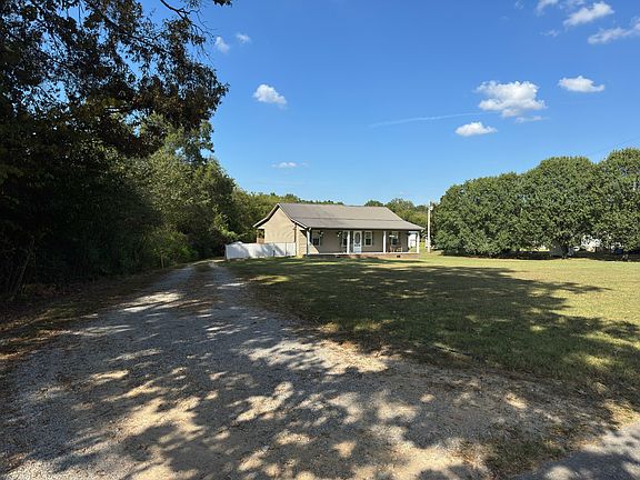 4th image of 1070 Brown Prater Rd