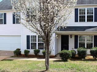 136 Drewsbury Dr, Greensboro, NC 27455