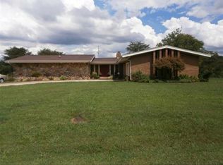 326 Jones Rd, Church Hill, TN 37642