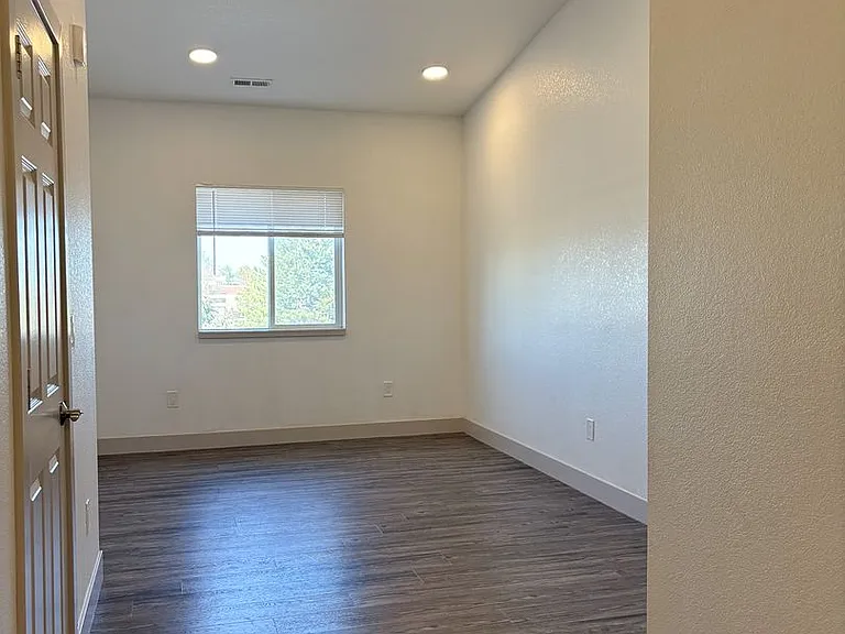 15300 E Arizona Ave — Photo 12