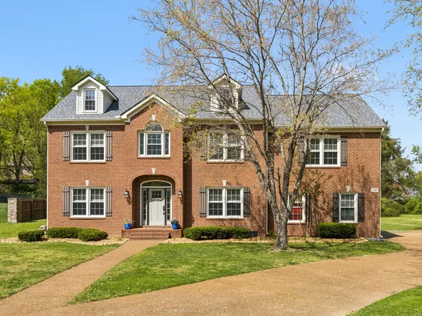 410 Martingale Dr, Franklin, TN 37067