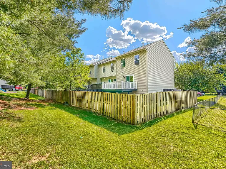 11212 Robins Glenn Dr — Photo 20