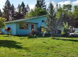 4395 Holland Loop Rd, Cave Junction, OR 97523