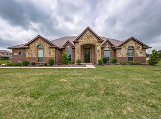 1121 Billingsley Dr, Waxahachie, TX 75167