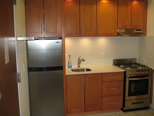 Rented by Besen Partners, LLC | media 24