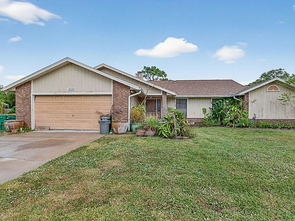 3rd image of 3133 Fairview Drive