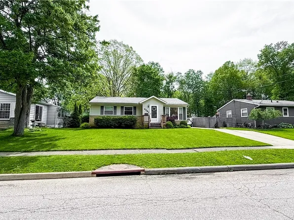 4261 Osage St, Stow, OH 44224
