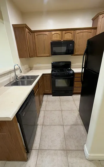 1238 E Jen Dr — Photo 4
