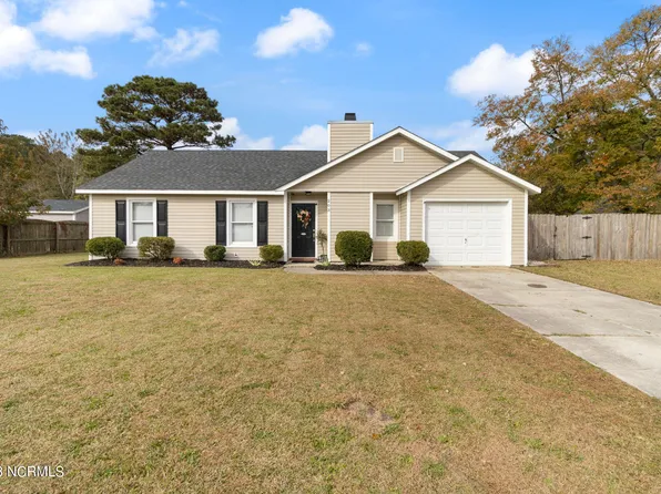 203 Hunting Green Drive, Jacksonville, NC 28546