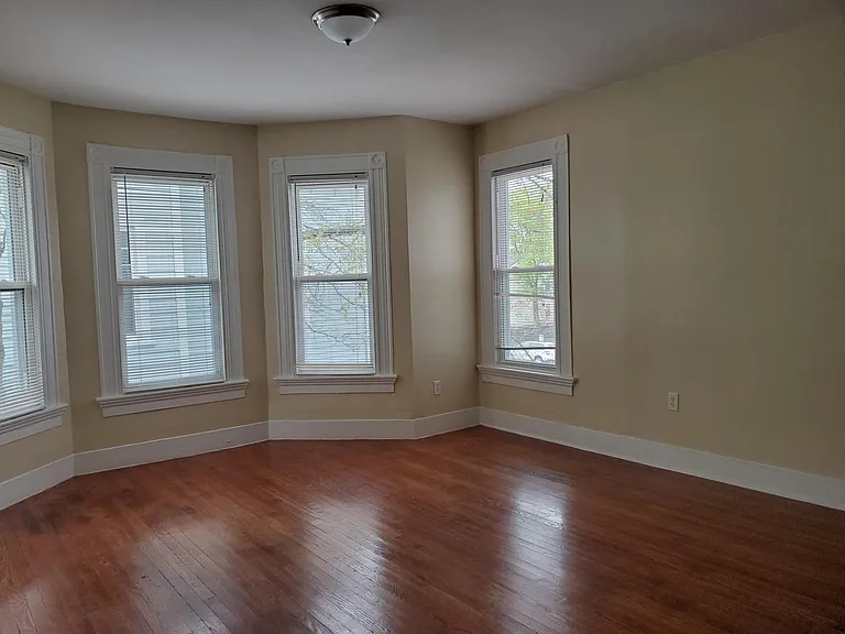81 Sherman Ave #2 — Photo 3