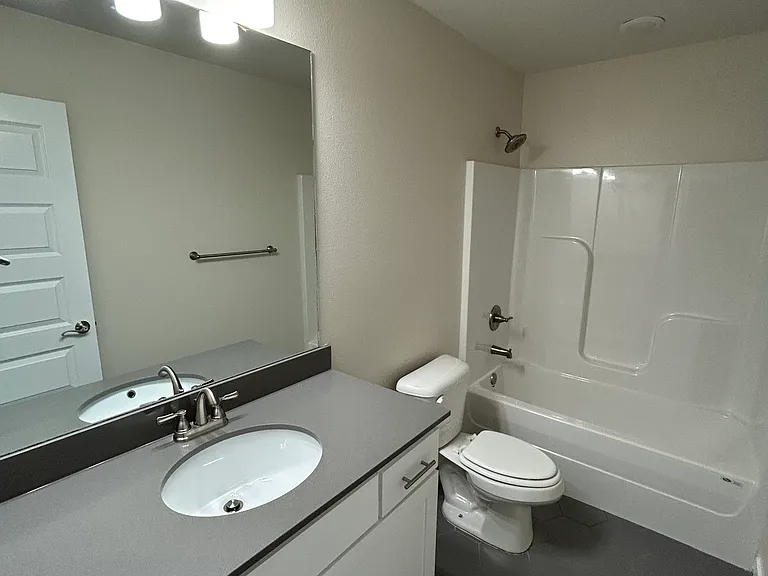 510 Wagon Wheel Rd — Photo 9
