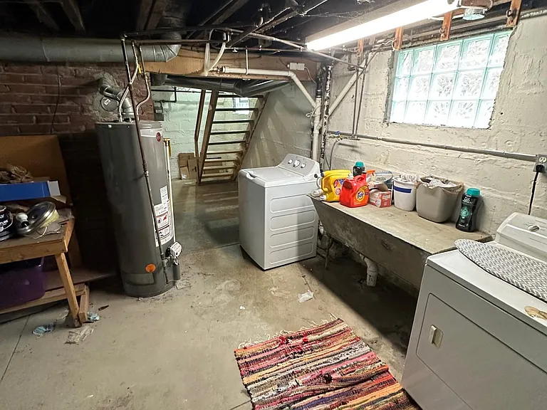 216 Atkinson St — Photo 15